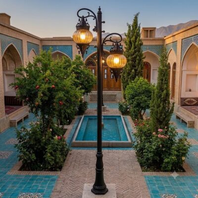 چراغ پارکی دوشعله مدل دلوین کد 139